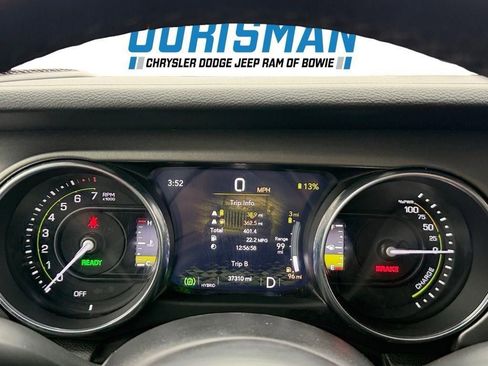 Used 2023 Jeep Wrangler Unlimited w/ Cold Weather Group image 24