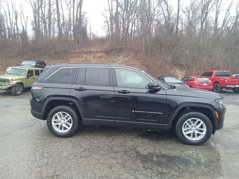 New 2026 Jeep Grand Cherokee Laredo X AWD/4WD image 3