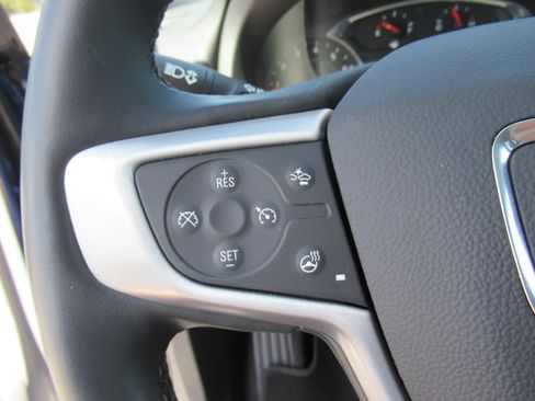 Used 2023 GMC Terrain SLT FWD image 24