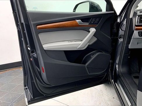Certified 2021 Audi Q5 2.0T Premium Plus w/ Premium Plus Package image 23