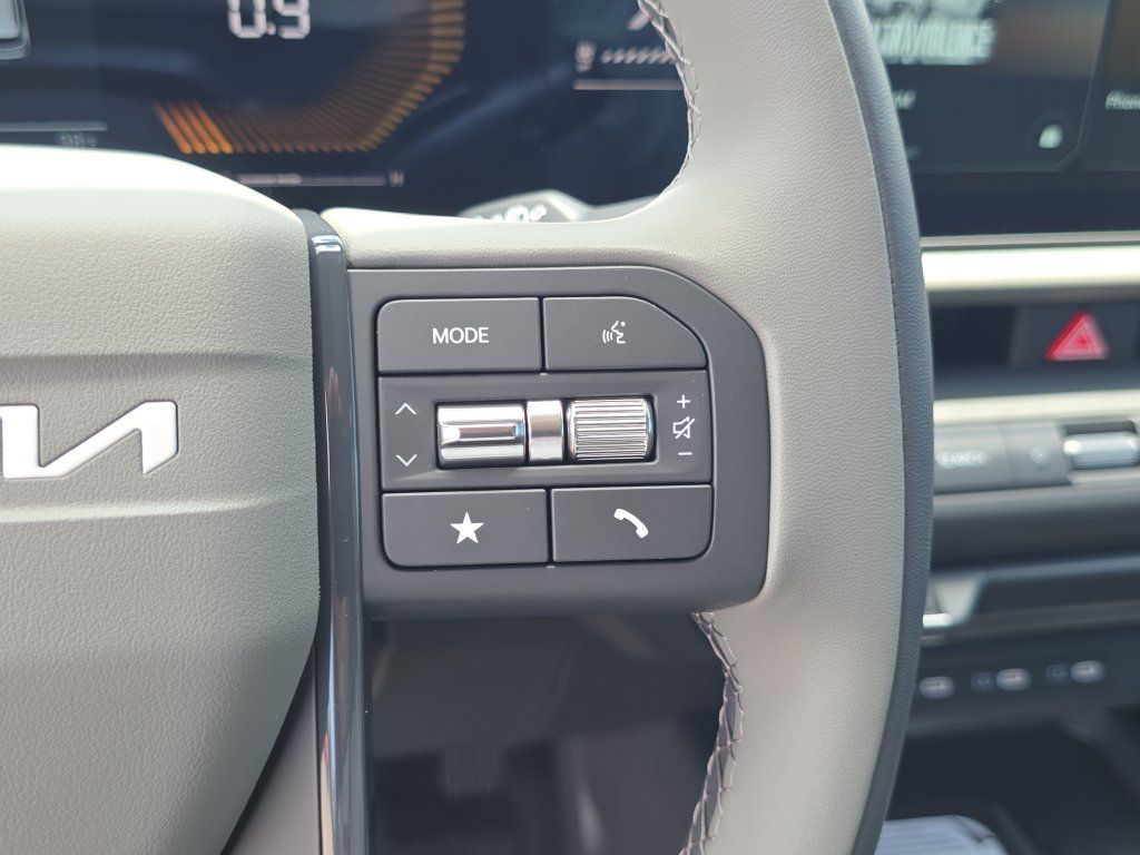 New 2027 Kia Seltos EX w/ EX Panoramic Sunroof Package FWD image 32