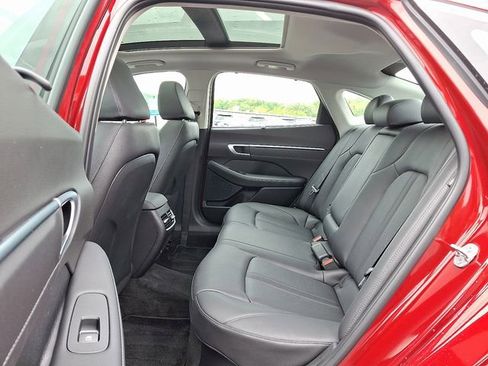Certified 2025 Hyundai Sonata Limited FWD image 10