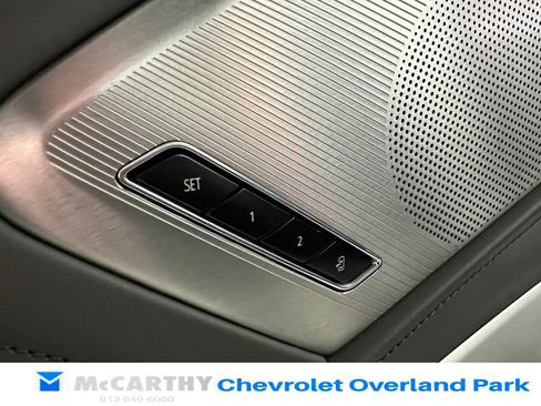 Used 2024 Chevrolet Corvette E-Ray AWD/4WD image 25