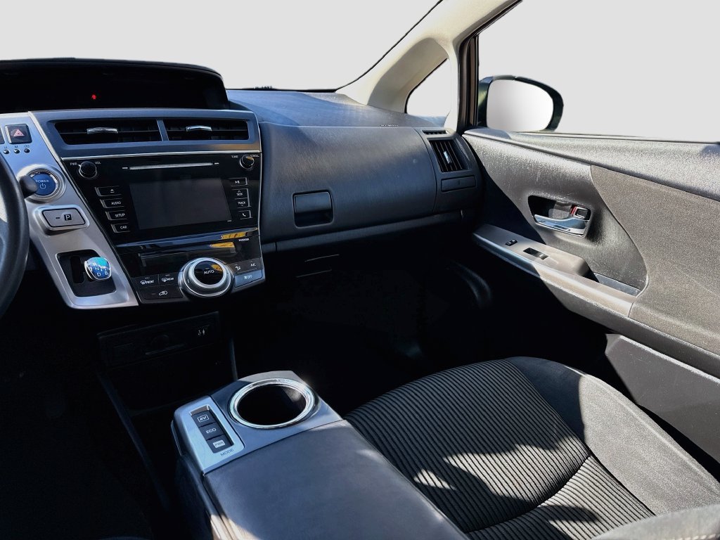 Used 2017 Toyota Prius V Two FWD image 20