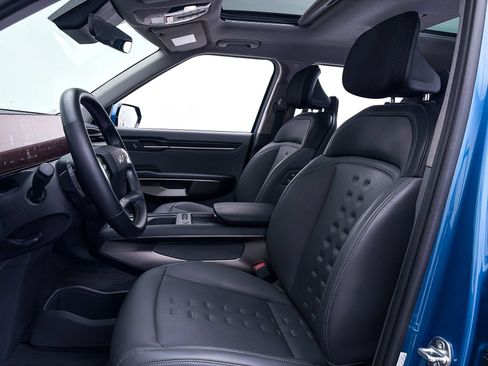 Certified 2024 Kia EV9 Wind AWD/4WD image 21