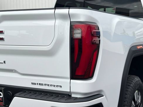 New 2026 GMC Sierra 2500 Denali AWD/4WD image 22