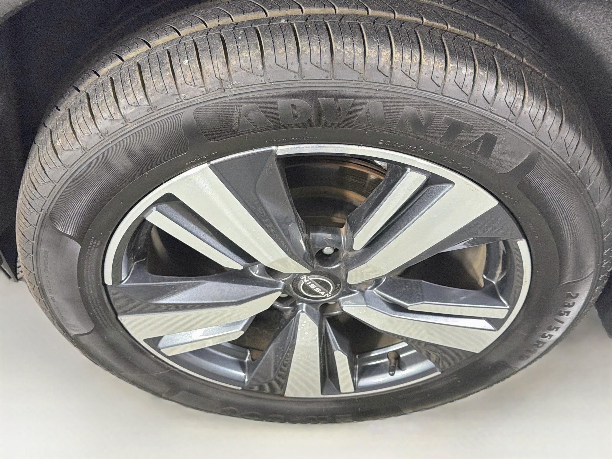 Used 2023 Nissan Rogue SL w/ SL Premium Package FWD image 11