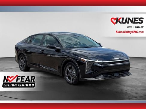 Used 2025 Kia K4 FWD image 1