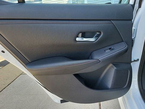 Certified 2024 Nissan Sentra SR image 20