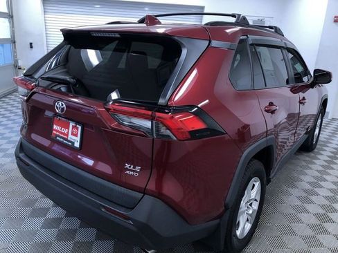 Certified 2020 Toyota RAV4 XLE image 34