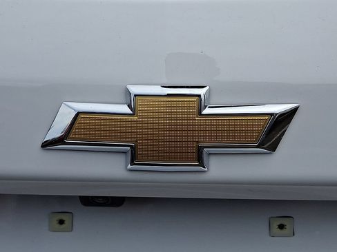 Used 2023 Chevrolet Equinox LT FWD image 30