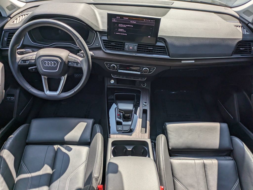Used 2025 Audi Q5 e Premium Plus w/ Premium Plus Package AWD/4WD image 14