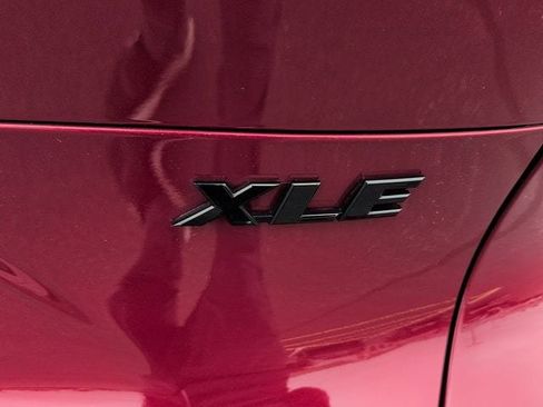 Certified 2023 Toyota Venza Nightshade AWD/4WD image 12