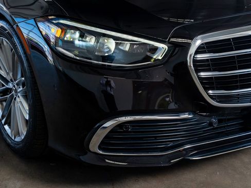 Used 2023 Mercedes-Benz S 580 4MATIC Sedan w/ Warmth & Comfort Package image 18