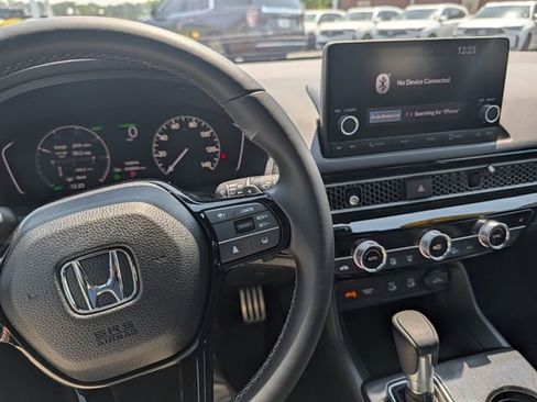 Used 2025 Honda Civic Sport image 21