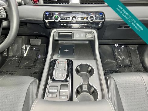 Used 2025 Honda Pilot Elite image 10