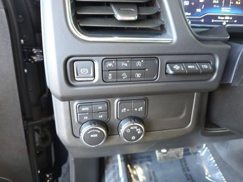 Used 2024 Chevrolet Tahoe High Country image 30