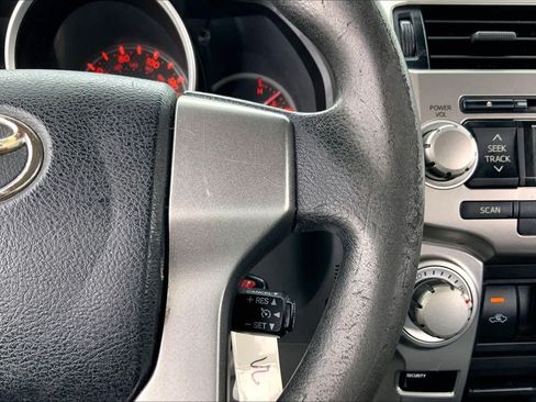 Used 2011 Toyota 4Runner SR5 AWD/4WD image 23