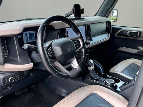 Used 2022 Ford Bronco Wildtrak AWD/4WD image 14