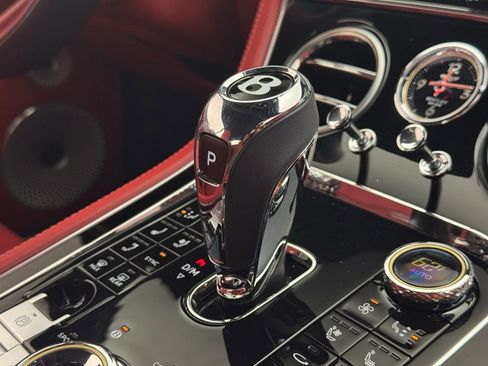 Used 2023 Bentley Continental GT Azure image 63