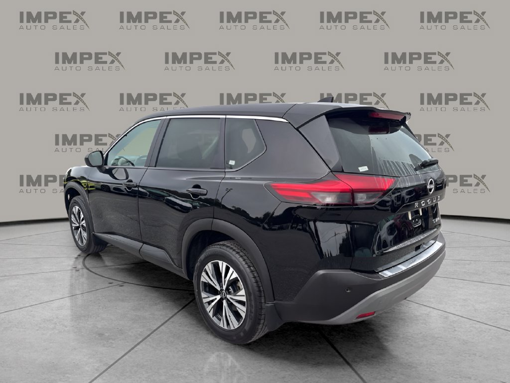 Used 2023 Nissan Rogue SV AWD/4WD image 3