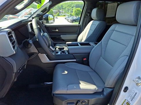 Certified 2025 Toyota Tundra Limited AWD/4WD image 13
