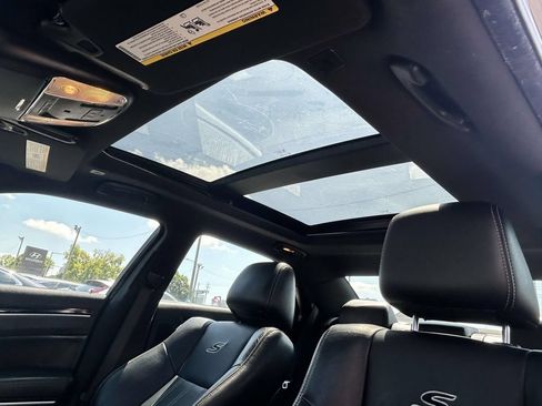 Used 2022 Chrysler 300 S RWD image 14