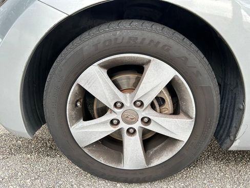 Used 2011 Hyundai Elantra GLS w/ Preferred Equipment Pkg 3 FWD image 10