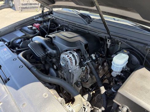 Used 2011 GMC Yukon Denali AWD/4WD image 22