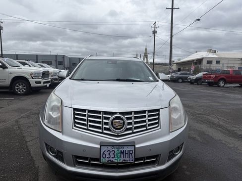 Used 2016 Cadillac SRX Performance w/ Driver Awareness Package image 8