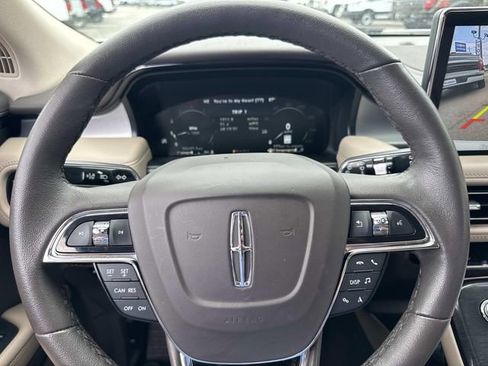 Certified 2023 Lincoln Nautilus AWD w/ Premium Package image 25