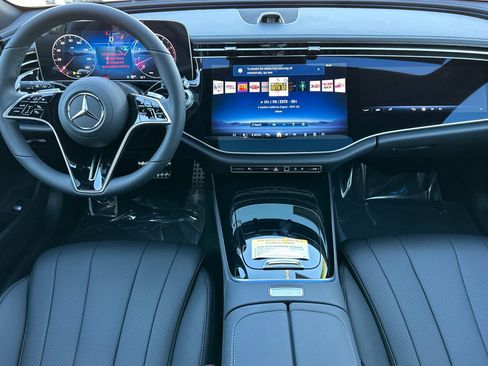 New 2026 Mercedes-Benz E 450 4MATIC All-Terrain Wagon image 11