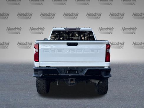 Used 2020 Chevrolet Silverado 2500 Custom w/ Custom Value Package image 8