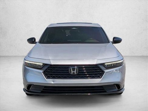 Used 2023 Honda Accord Sport image 3