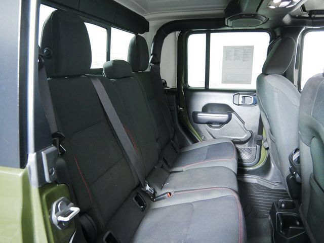 Certified 2023 Jeep Gladiator Rubicon w/ Cold Weather Group AWD/4WD image 17