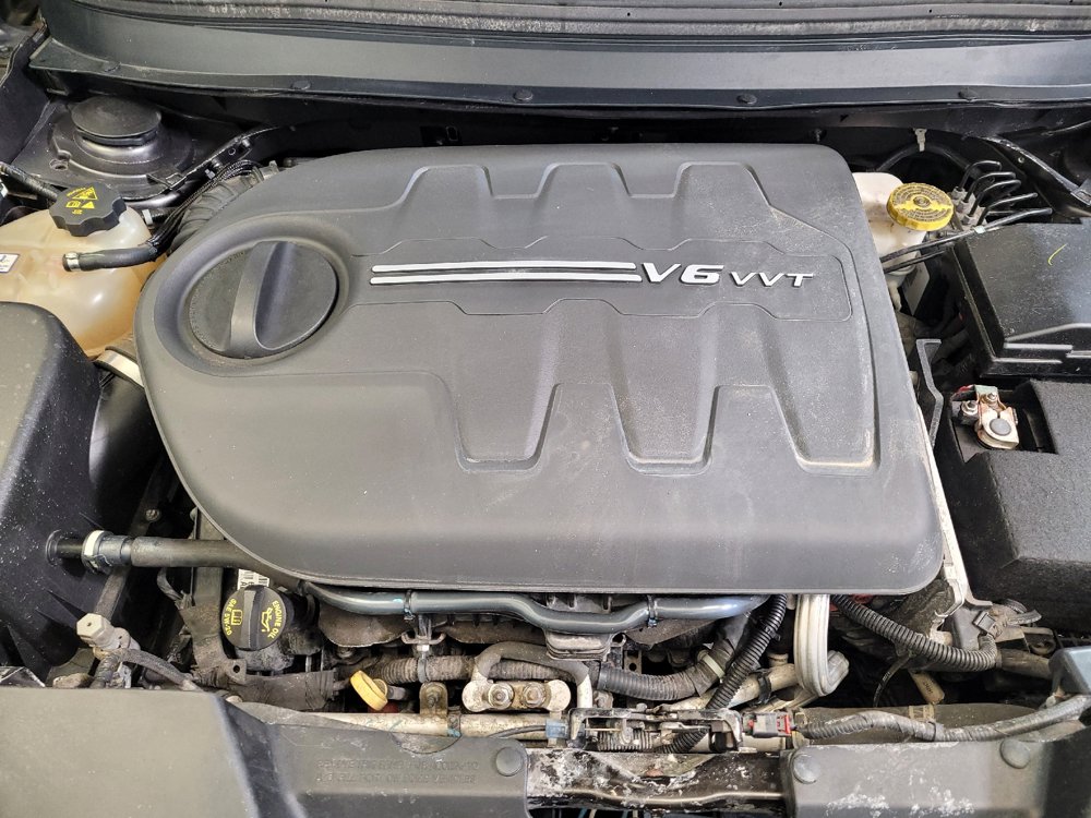 Used 2018 Jeep Cherokee Latitude AWD/4WD image 30
