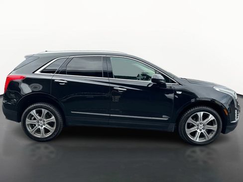 Used 2018 Cadillac XT5 Premium Luxury AWD/4WD image 2