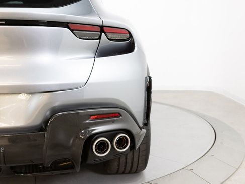 Used 2025 Ferrari Purosangue image 43
