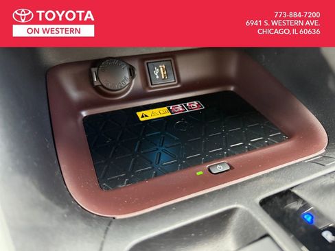Used 2024 Toyota RAV4 Limited image 38