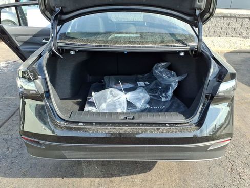 New 2026 Nissan Sentra SV image 30