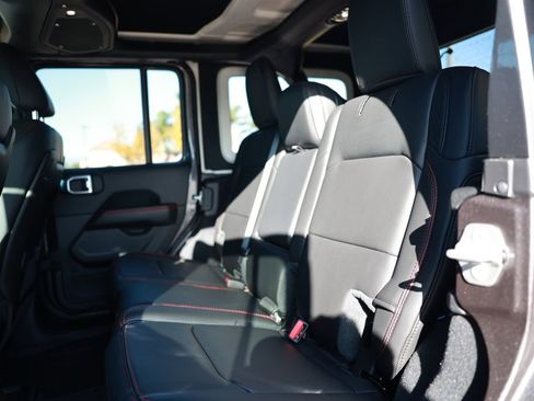 New 2026 Jeep Wrangler Unlimited Rubicon image 30