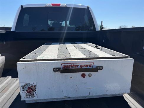 Used 2019 Ford F150 XLT w/ Equipment Group 302A Luxury image 6