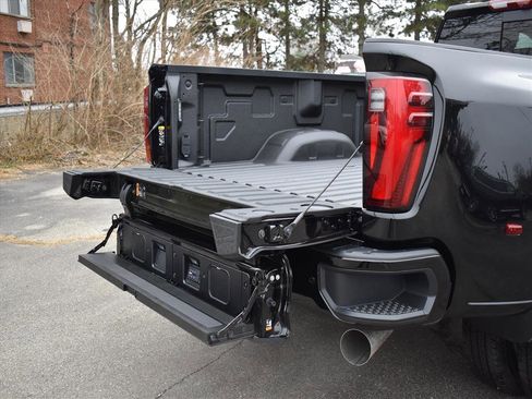 New 2026 GMC Sierra 3500 Denali Ultimate image 11
