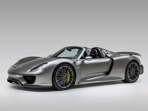 Used 2015 Porsche 918 Spyder AWD/4WD image 1