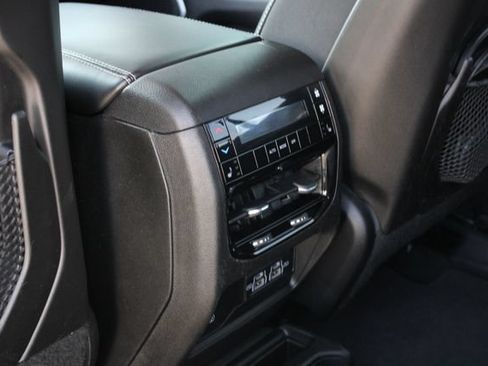Used 2021 Jeep Grand Cherokee L Limited AWD/4WD image 25