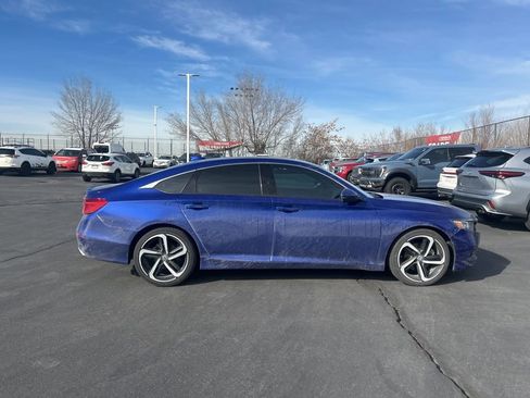 Used 2020 Honda Accord Sport image 3