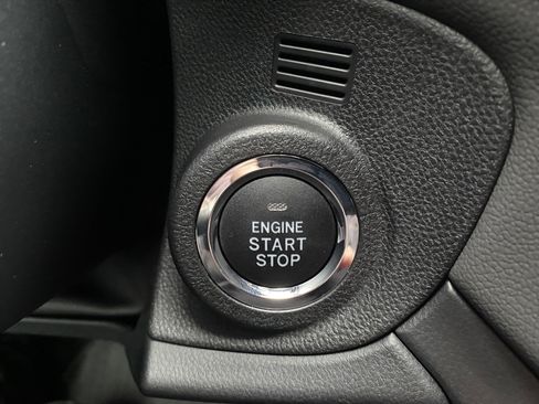 Used 2025 Subaru Outback Wilderness image 31