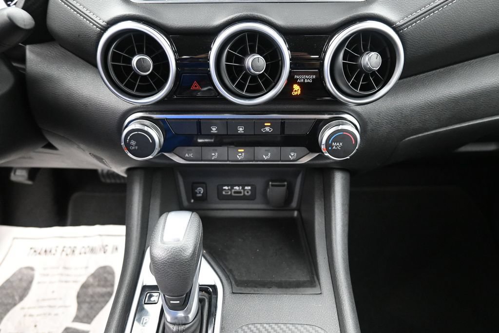 Used 2025 Nissan Sentra SV FWD image 33