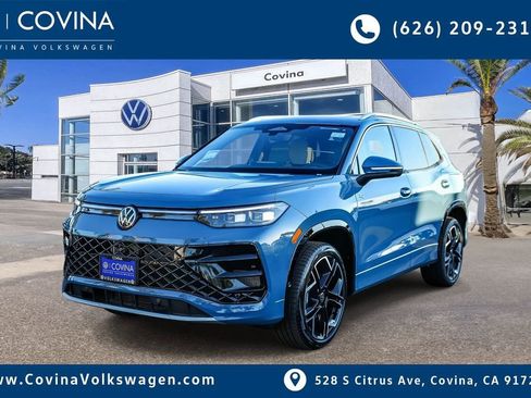 New 2026 Volkswagen Tiguan SEL R-Line image 3