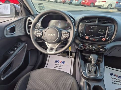 Used 2024 Kia Soul LX w/ Option Group 015 image 14